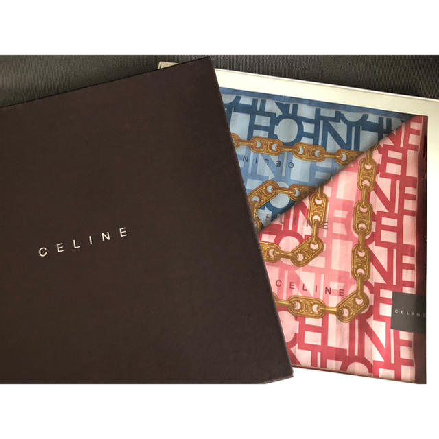 celine(セリーヌ)の新品　セリーヌ　CELINE ハンカチ　2枚セット レディースのファッション小物(ハンカチ)の商品写真