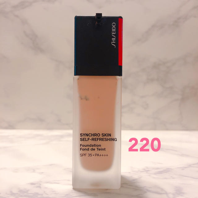 SHISEIDO (資生堂)(シセイドウ)のSHISEIDO シンクロスキン  セルフリフレッシング ファンデーション220 コスメ/美容のベースメイク/化粧品(ファンデーション)の商品写真