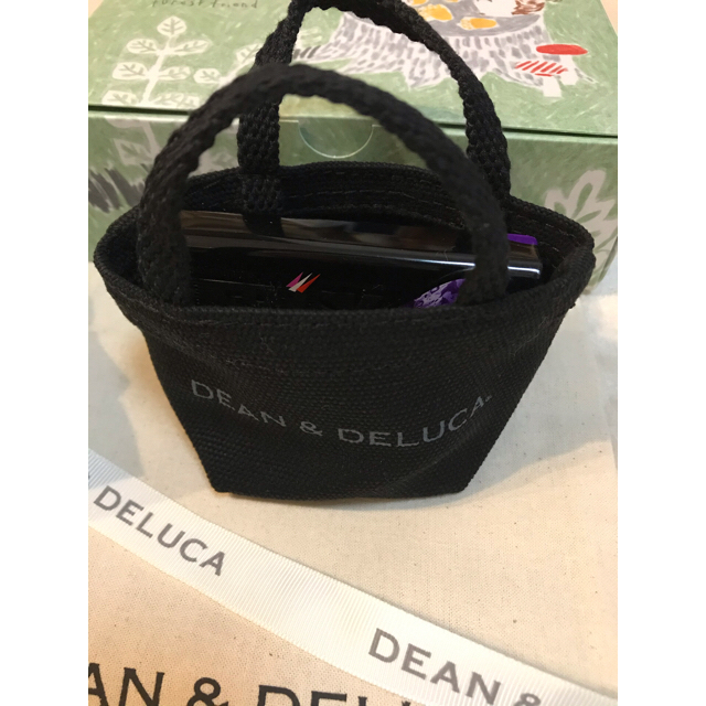 DEAN & DELUCA(ディーンアンドデルーカ)のDEAN & DELUCA  黒ミニバッグ袋付き インテリア/住まい/日用品のインテリア小物(小物入れ)の商品写真