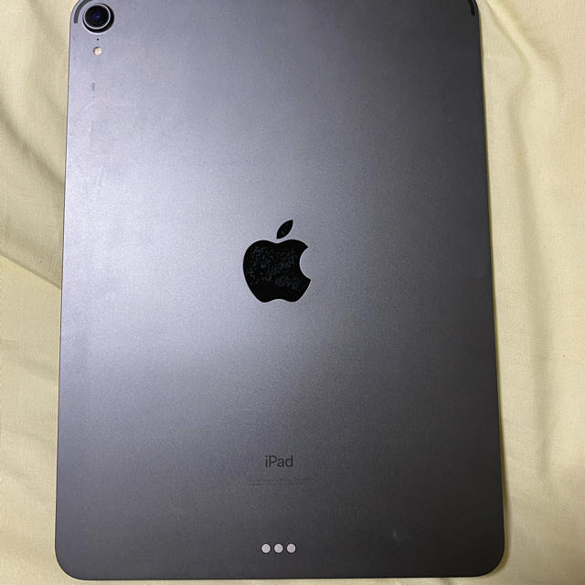 Apple(アップル)のiPad Pro 11 2018 64GB グレー wifi  スマホ/家電/カメラのPC/タブレット(タブレット)の商品写真