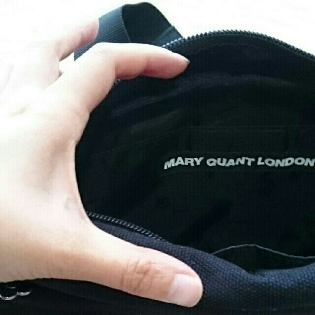 MARY QUANT(マリークワント)の【未使用】マリークワント ボディバッグ レディースのバッグ(ボディバッグ/ウエストポーチ)の商品写真