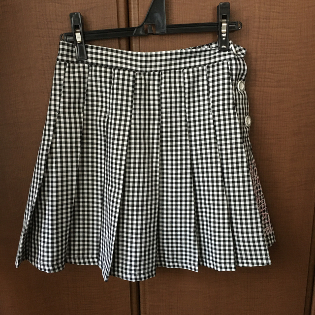 lovetoxic(ラブトキシック)のLovetoxic プリーツスカート 2枚 キッズ/ベビー/マタニティのキッズ服女の子用(90cm~)(スカート)の商品写真