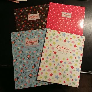 キャスキッドソン(Cath Kidston)のシール付き キャス・キッドソンへようこそ  2009-2010 4冊 セット(ファッション/美容)