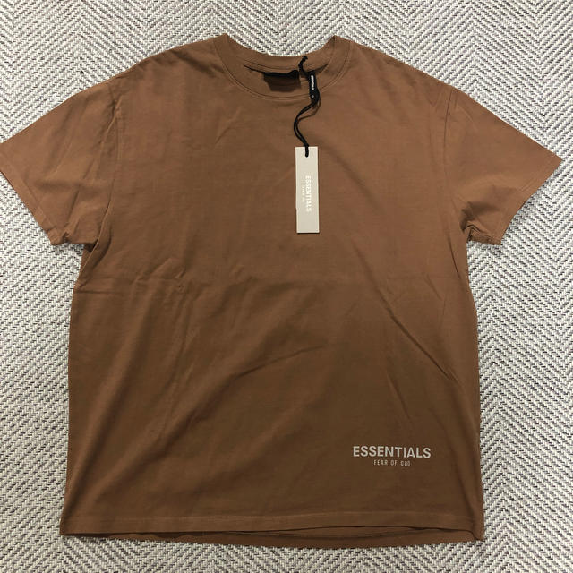 FEAR OF GOD(フィアオブゴッド)のFear Of God Essentials T-Shirt メンズのトップス(Tシャツ/カットソー(半袖/袖なし))の商品写真