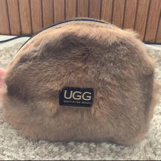 アグ(UGG)のUGGポーチ 化粧品結構入ります(ポーチ)