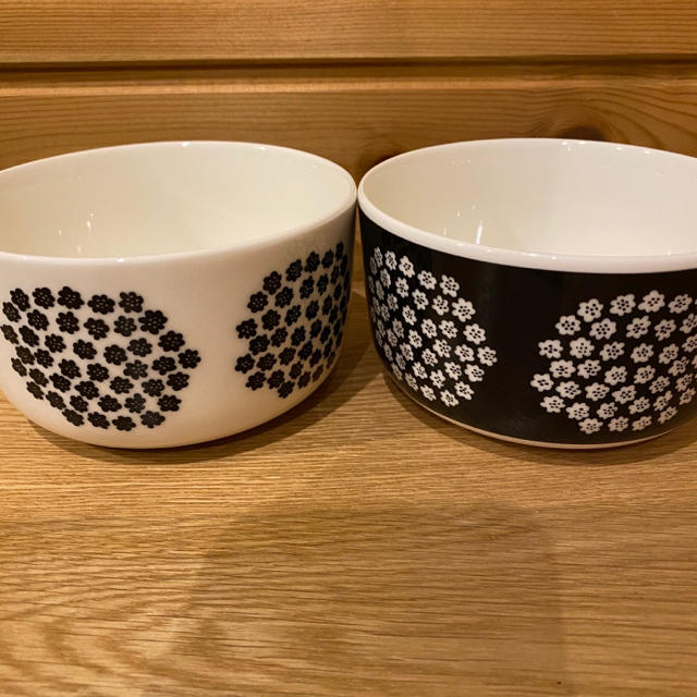 marimekko(マリメッコ)の新品 未使用 ♪ マリメッコ プケッティ ボウル&プレート 4つセット インテリア/住まい/日用品のキッチン/食器(食器)の商品写真