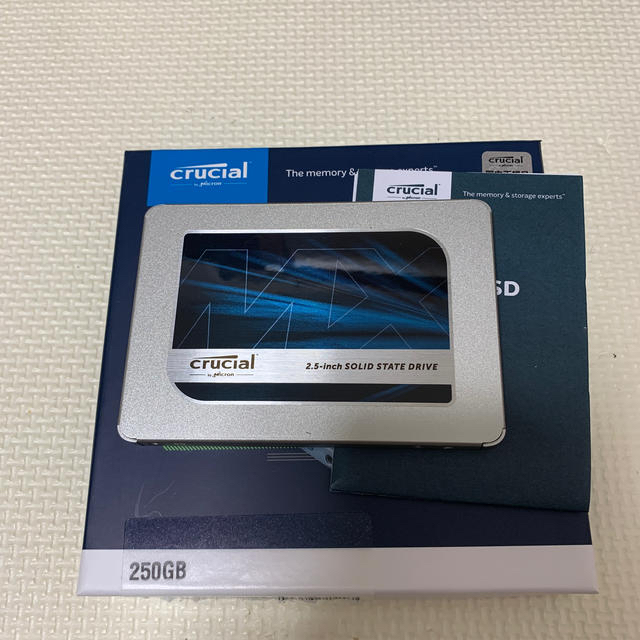 Crucial SSD 250GB MX500 1