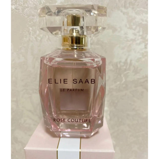 ELIE SAAB(エリーサーブ)のElie Saab le parfum rose couture 香水 コスメ/美容の香水(香水(女性用))の商品写真