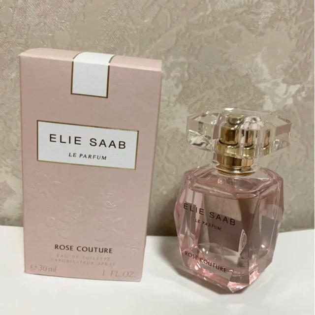 ELIE SAAB(エリーサーブ)のElie Saab le parfum rose couture 香水 コスメ/美容の香水(香水(女性用))の商品写真