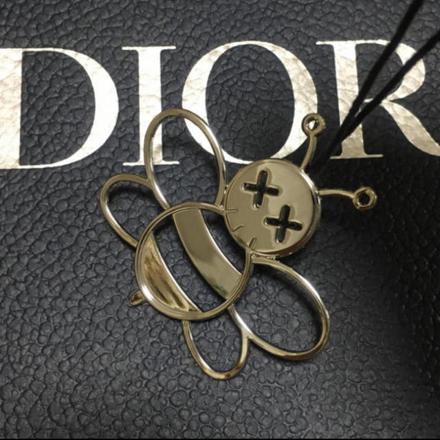 Dior(ディオール)のDior Kaws キーホルダー メンズのファッション小物(キーホルダー)の商品写真