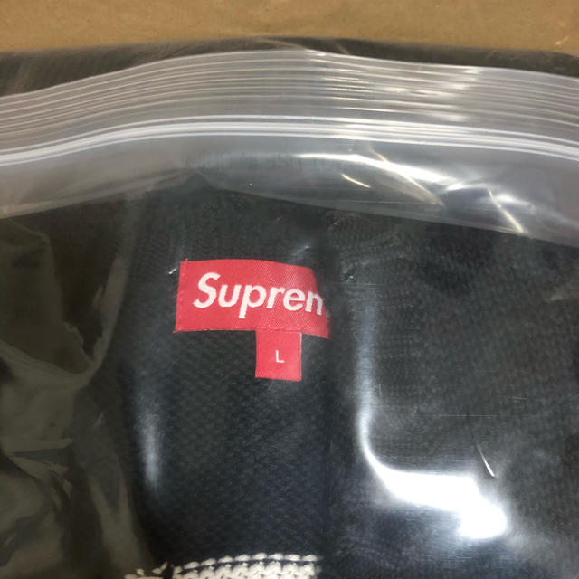 Supreme(シュプリーム)のLサイズ Supreme Back Logo Sweater メンズのトップス(ニット/セーター)の商品写真