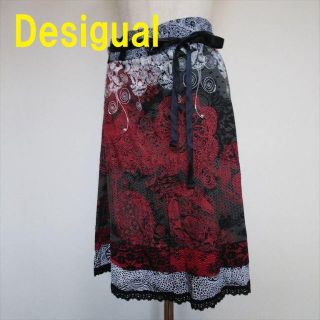 デシグアル(DESIGUAL)のタグ付き新品・デシグアル・スカート◆Desigual・洗濯可(ひざ丈スカート)