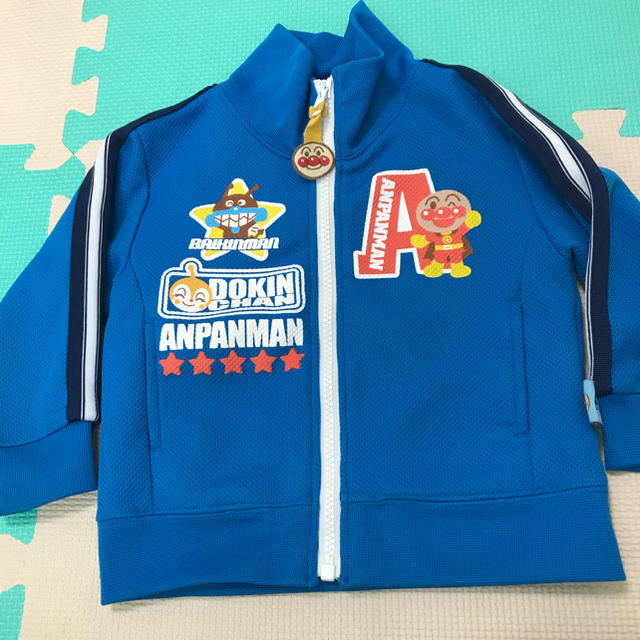 アンパンマン(アンパンマン)のアンパンマン　パーカー　95 キッズ/ベビー/マタニティのキッズ服男の子用(90cm~)(ジャケット/上着)の商品写真