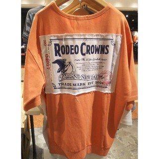 ロデオクラウンズワイドボウル(RODEO CROWNS WIDE BOWL)の新品未使用 オレンジ(Tシャツ(半袖/袖なし))