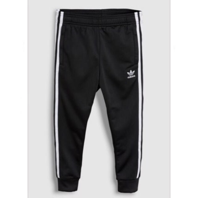 adidas(アディダス)の【新品・未使用】アディダス　adidas キッズ　セットアップ　男女兼用 キッズ/ベビー/マタニティのキッズ服男の子用(90cm~)(ジャケット/上着)の商品写真