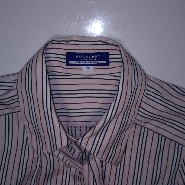 BURBERRY BLUE LABEL(バーバリーブルーレーベル)のBURBERRY BLUE LABEL ブラウス 36 レディースのトップス(シャツ/ブラウス(半袖/袖なし))の商品写真