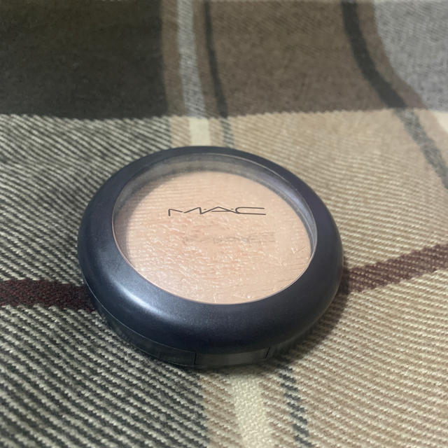 MAC(マック)のM・A・C  フェイスパウダー コスメ/美容のベースメイク/化粧品(フェイスパウダー)の商品写真