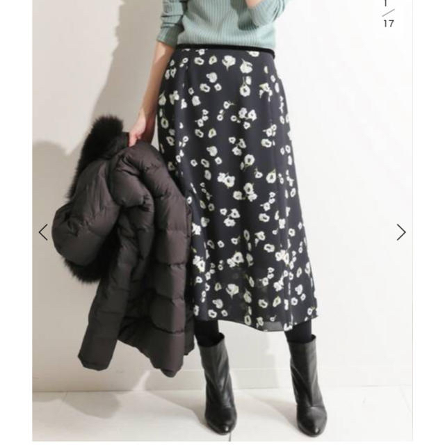 IENA(イエナ)のももたろう様専用IENA イエナ 2018AW フレアーフラワースカート 34 レディースのスカート(ひざ丈スカート)の商品写真