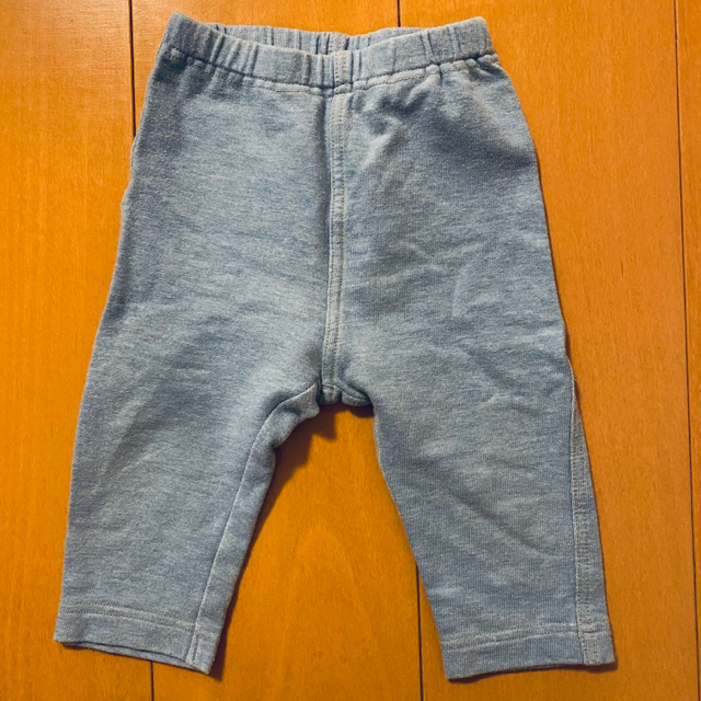 UNIQLO(ユニクロ)のriri様　UNIQLO  ベビーレギンス　サイズ70   キッズ/ベビー/マタニティのベビー服(~85cm)(パンツ)の商品写真