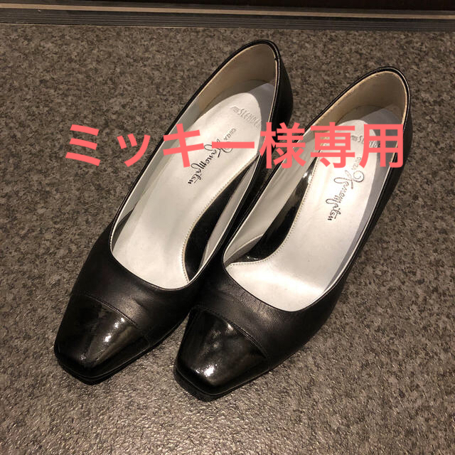 GINZA Kanematsu(ギンザカネマツ)のミッキー様専用　銀座かねまつ　7cmヒールパンプス レディースの靴/シューズ(ハイヒール/パンプス)の商品写真