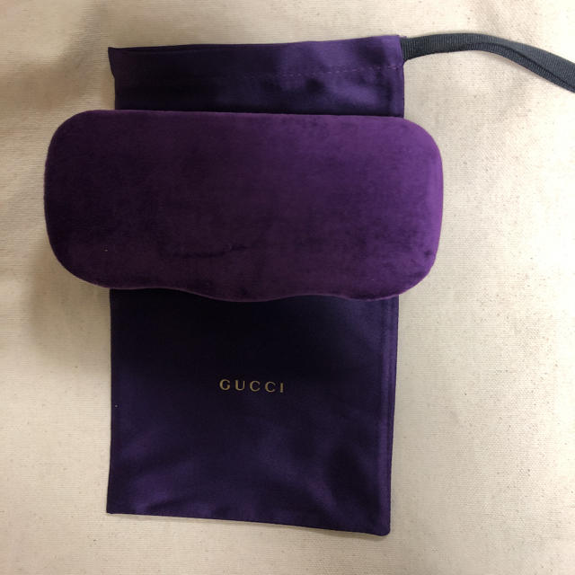 Gucci(グッチ)のGUCCIのメガネケース　巾着 レディースのファッション小物(サングラス/メガネ)の商品写真