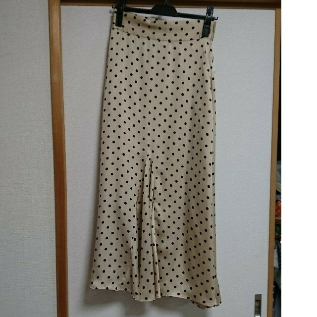 【お値下げ】新品タグ付N.O.R.Cノーク☆サテンフレアマキシスカート