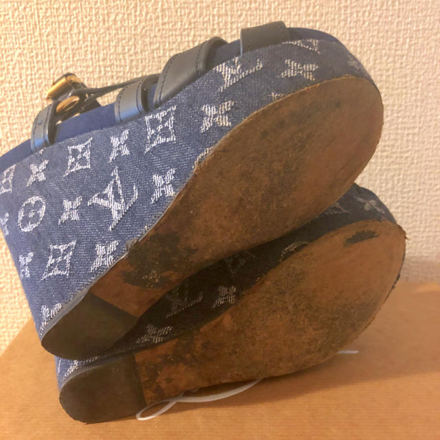 LOUIS VUITTON(ルイヴィトン)の週末限定値下げ ルイヴィトン サンダル レディースの靴/シューズ(サンダル)の商品写真