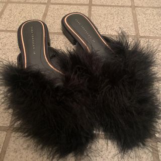 ザラ(ZARA)のzara ファーサンダル(ミュール)