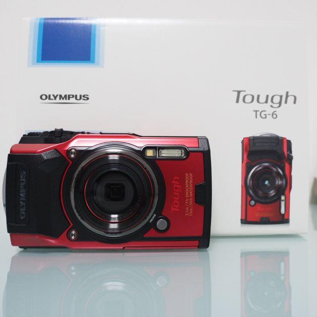 未使用品　コンパクトデジタルカメラ　OLYMPUS Tough TG-6