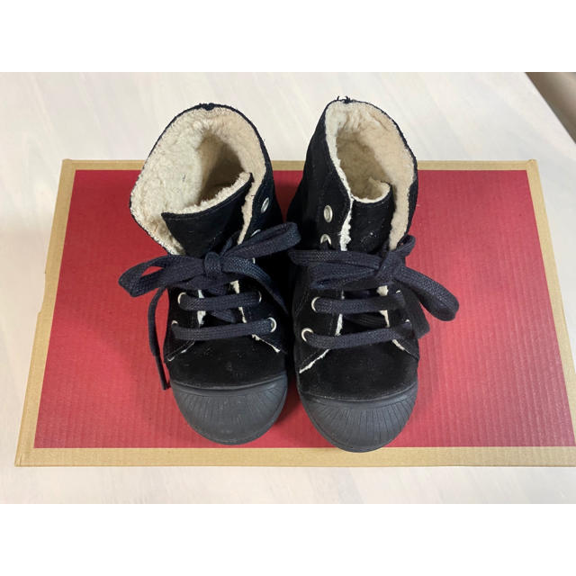 ZARA KIDS(ザラキッズ)のキッズ ボアシューズ キッズシューズ キッズ/ベビー/マタニティのベビー靴/シューズ(~14cm)(スニーカー)の商品写真