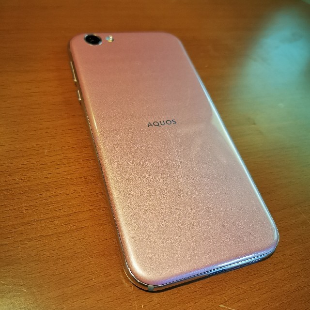 SHARP AQUOS R 605SH 1