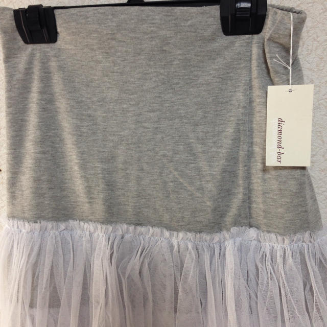 H.P.FRANCE(アッシュペーフランス)の白チュールベア タグ付き新品未使用   レディースのスカート(その他)の商品写真