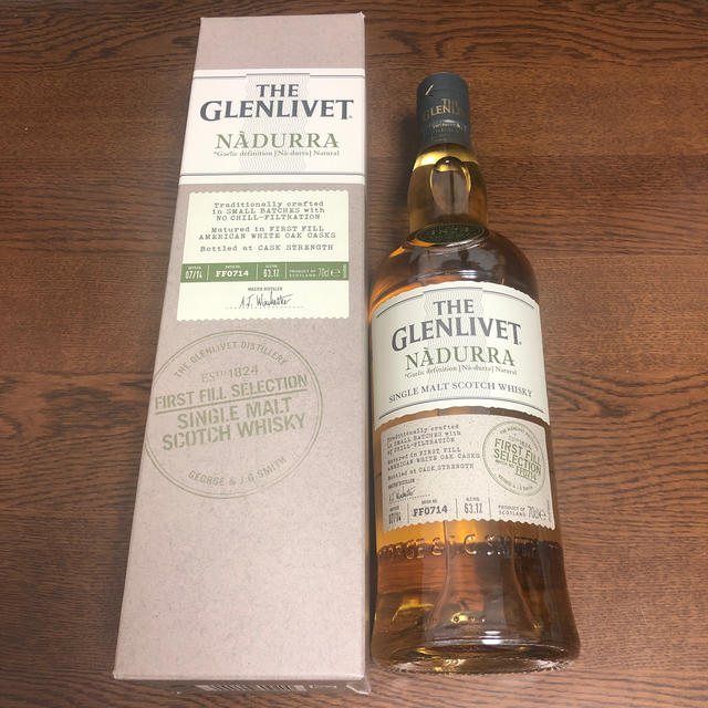 The Glenlivet Nadurra 食品/飲料/酒の酒(ウイスキー)の商品写真