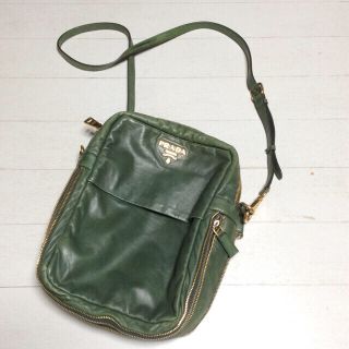 プラダ(PRADA)のプラダ レザー ショルダーバッグ(ショルダーバッグ)