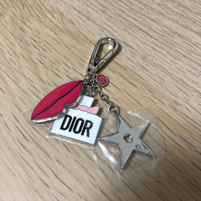 Dior(ディオール)のDiorキーホルダー レディースのファッション小物(キーホルダー)の商品写真