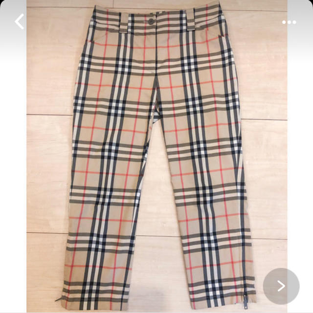 BURBERRY(バーバリー)のぽぽ様専用BURBERRY LONDON ノバチェックパンツ　美品 レディースのパンツ(カジュアルパンツ)の商品写真