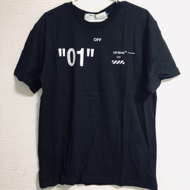 OFF-WHITE(オフホワイト)のOFF-WHITE オフホワイト Tシャツ サイズXL 01 黒色 メンズのトップス(Tシャツ/カットソー(半袖/袖なし))の商品写真