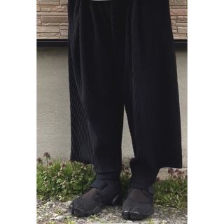 「【最終値下げ】 ISSEY MIYAKE 螺旋プリーツパンツ」に近い商品