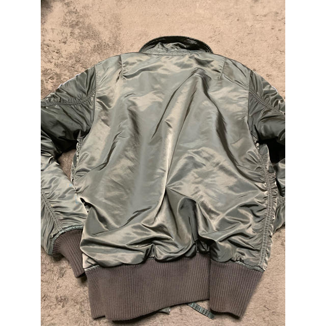 ALPHA INDUSTRIES(アルファインダストリーズ)のMA-1 アルファ社  カーキ 世田谷ベース風  S メンズのジャケット/アウター(フライトジャケット)の商品写真