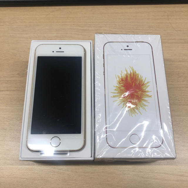 スマートフォン本体iPhone SE 128GB SIMフリー　Gold