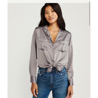 アバクロンビーアンドフィッチ(Abercrombie&Fitch)のアバクロ　サテンシャツ(シャツ/ブラウス(長袖/七分))