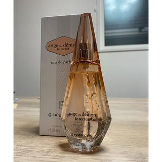 ジバンシィ(GIVENCHY)のAME様専用❣️GIVENCHYオーデパルファム50ml(その他)