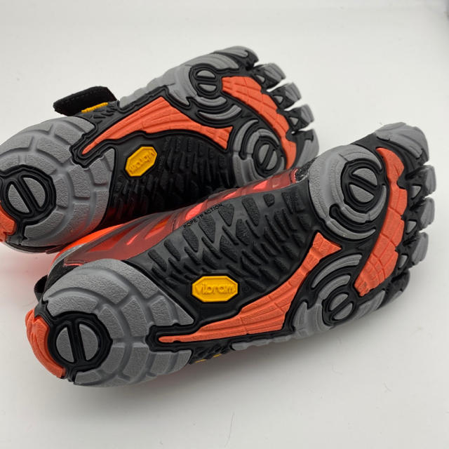 vibram(ビブラム)のVibram FiveFingers/W36(22.5cm) レディースの靴/シューズ(スニーカー)の商品写真