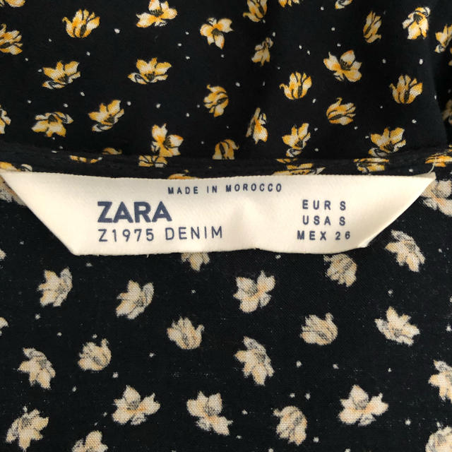 ZARA(ザラ)のZara used品　花柄　スリット　ワンピ レディースのワンピース(ロングワンピース/マキシワンピース)の商品写真