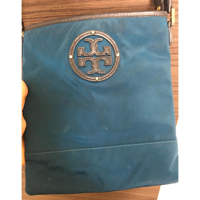 Tory Burch(トリーバーチ)のベガルタ様専用　トリーバーチ　ショルダーバッグ　ネイビー レディースのバッグ(ショルダーバッグ)の商品写真