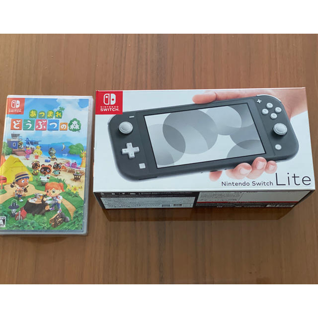 Nintendo Switch(ニンテンドースイッチ)の【新品】ニンテンドースイッチライト本体 あつまれどうぶつの森セット エンタメ/ホビーのゲームソフト/ゲーム機本体(携帯用ゲーム機本体)の商品写真