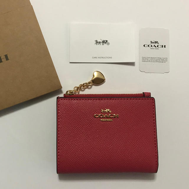 【新品未使用】COACH コーチ 折り財布★ピンク