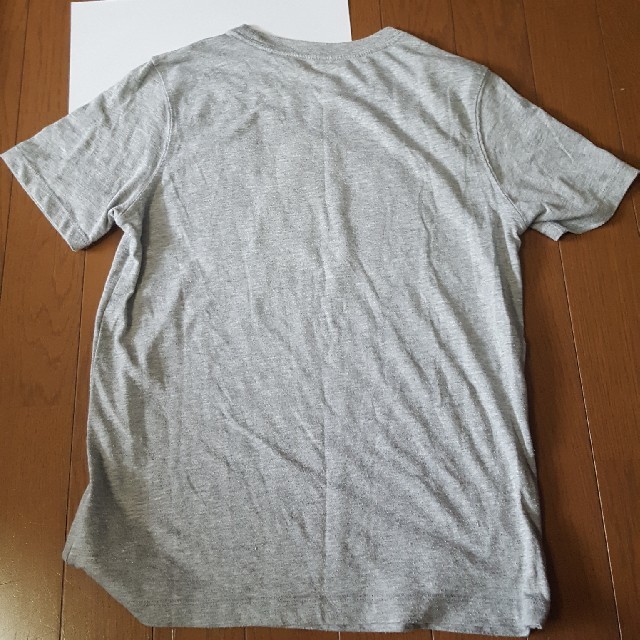 GAP(ギャップ)のGAP140　グレー男児半袖シャツ キッズ/ベビー/マタニティのキッズ服男の子用(90cm~)(Tシャツ/カットソー)の商品写真