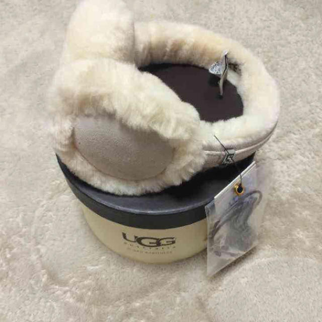 ファッション小物UGG♡今季スピーカー内蔵イヤーマフラー