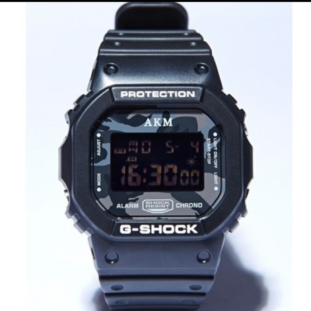 G-SHOCK(ジーショック)の10周年記念モデル 限定1000本 AKM G-SHOCK DW-5600 メンズの時計(腕時計(デジタル))の商品写真